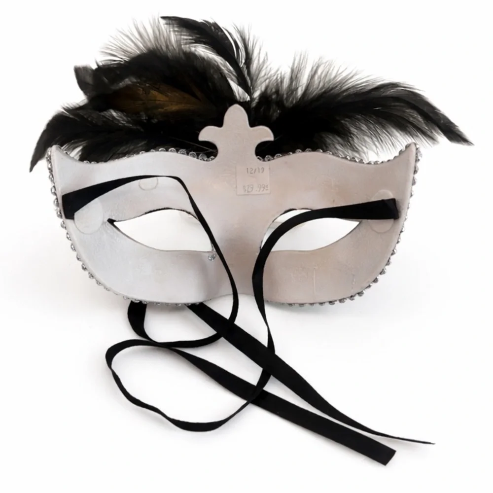 Unbranded • Elegant Venetian-Style Masquerade Mask in Black and Silver